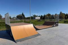 Skatepark-Plochocin-1